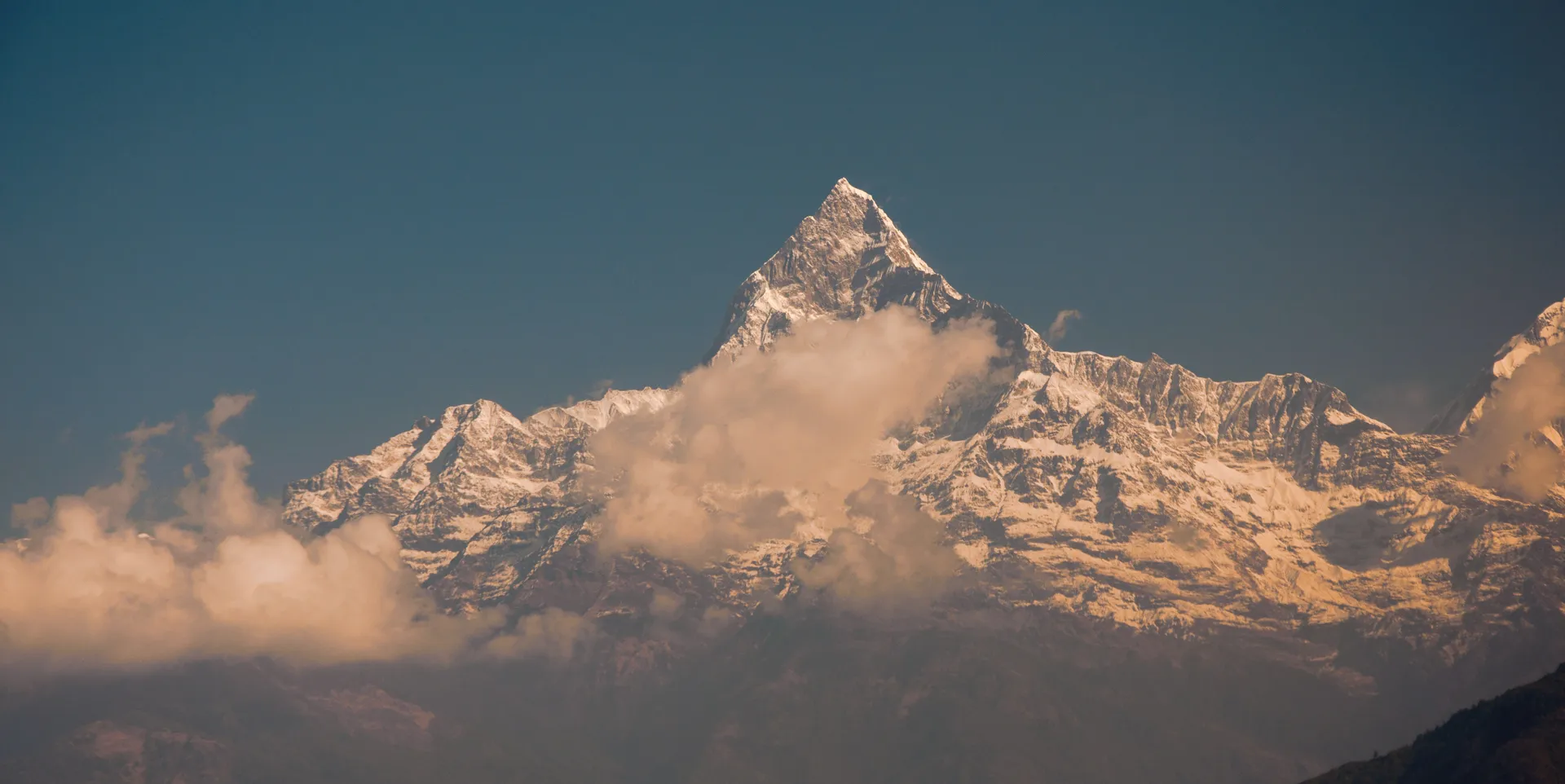 sunset of Machhapuchhare