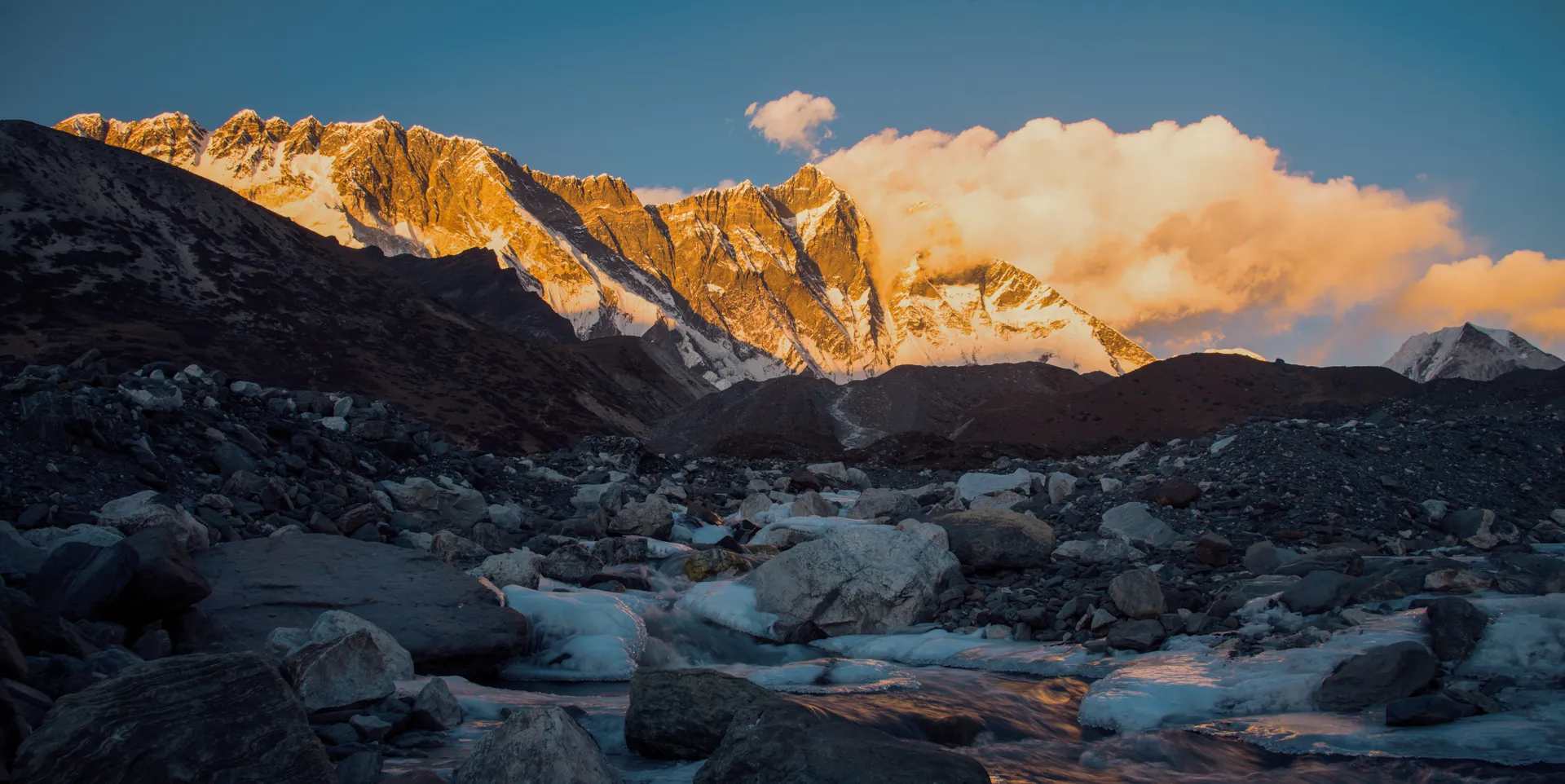 Everest Region Sliders (39)