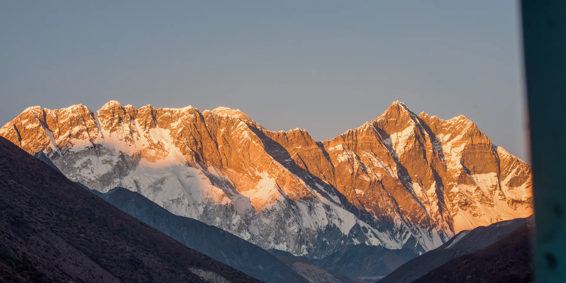sunset Nuptse wall
