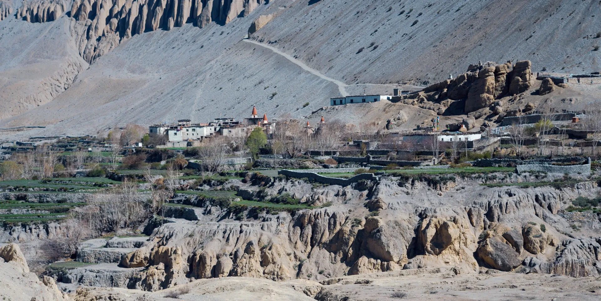 Tangge village